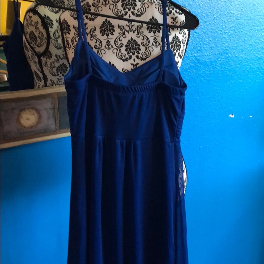 Dress - Picture 5 of 7